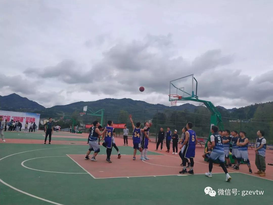 半岛平台中国官方网站第六届“迎新杯”篮球赛开幕式(图9)